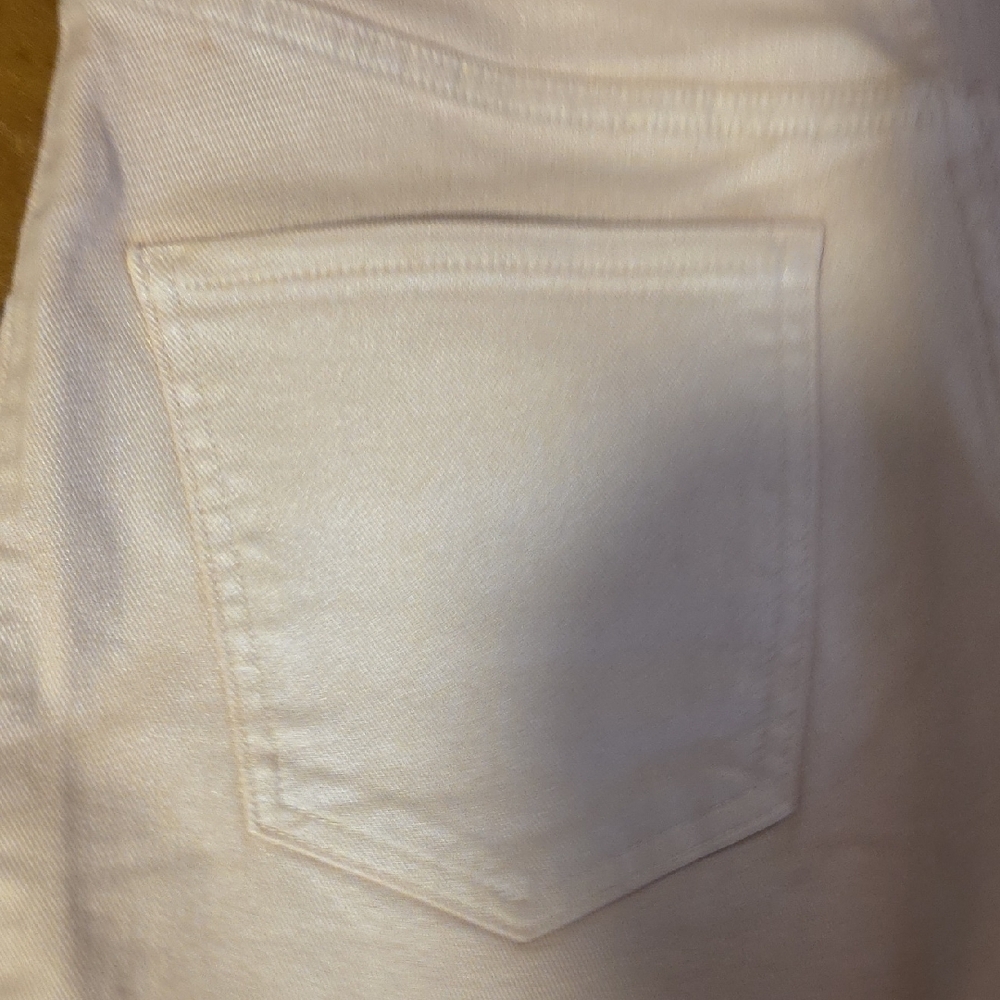 Express Women's Light Tan Jean Shorts - Picture 10 of 13